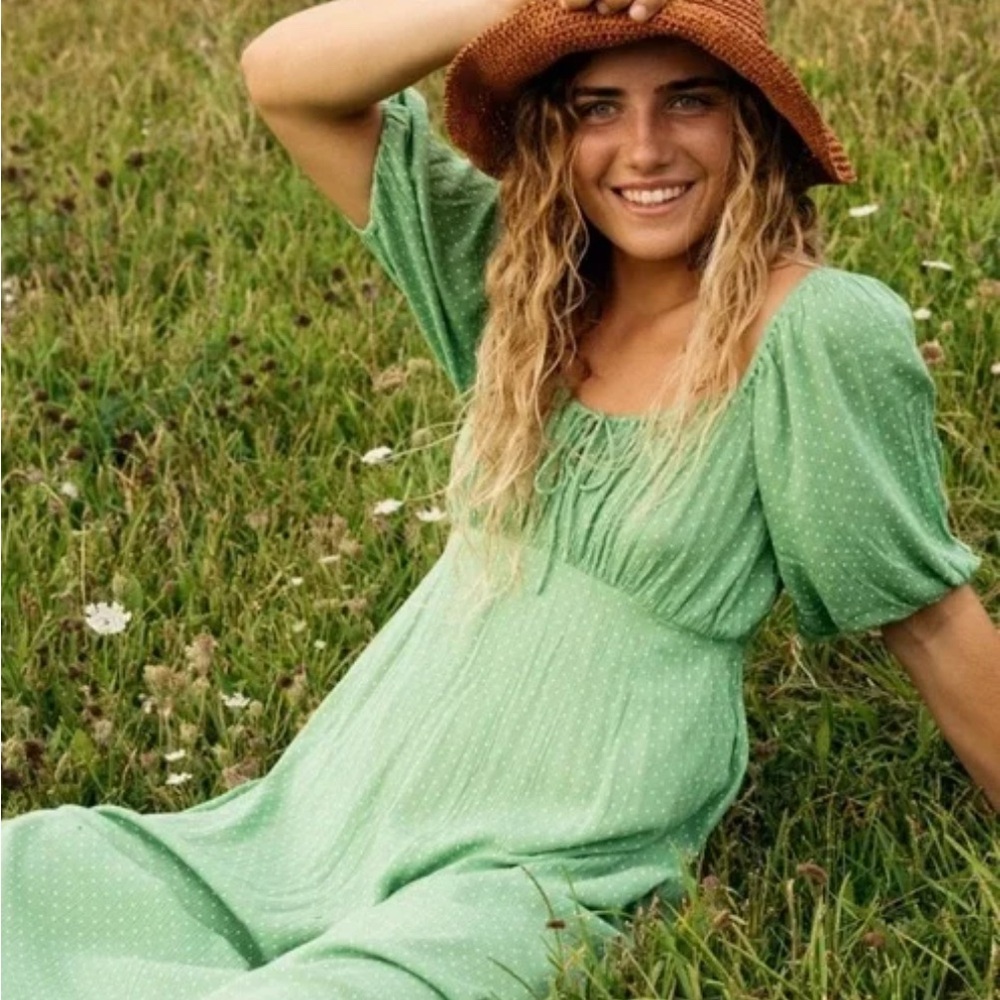 True Romance Puff Sleeve Midi Dress